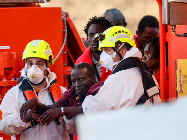 Llegada de migrantes al puerto de Arguineguín, en Canarias