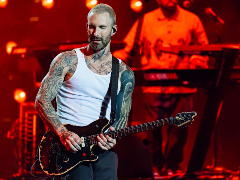 Maroon 5 en el concierto en el Starlite Occident 2006.
