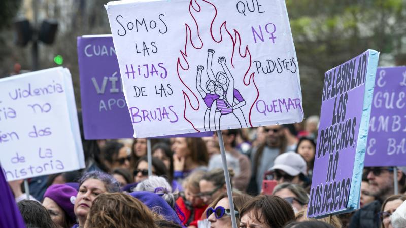 Manifestación feminista del 8 de marzo en Santander.