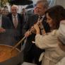 La Xunta de Rueda choca con la "libertad" de Ayuso: de las multas a comercios a quién paga el abono