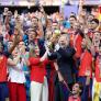 La infanta Sofía lo vuelve a hacer: su emoción al levantar la copa del mundo con los jugadores