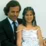 La familia de Julio Iglesias: la insalvable distancia con uno de sus hijos, una mujer en segundo plano y un padre que no conoció a su cuarto hijo