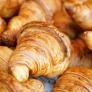 El último fenómeno viral con los croissants repugna a medio internet