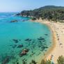 16 meses como relaciones públicas ilegal en las discotecas de Lloret de Mar: una antropóloga francesa investiga a fondo el turismo festivo masculino europeo