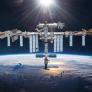 La NASA prepara la evacuación de los astronautas de la Estación Espacial Internacional tras encontrar una fuga