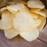 Una experta explica por qué cuando abres una bolsa de patatas no puedes parar de comer