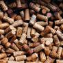 Una empresa familiar de Palafrugell fabrica los tapones de corcho que cierran los vinos más caros del mundo: 100.000 unidades al día y 20 millones en stock