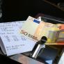 Avisa del concepto que le ha aparecido en el ticket de un bar: en España no es habitual pero puede empezar a serlo