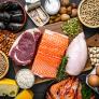 Ana Luzón, experta en nutrición: "Una persona de 70 kilos puede tomar hasta 84 gramos diarios de proteína y eso no afecta a su riñón si está sano"