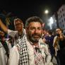 El activista Saif Abukeshek, deportado por Israel, al aterrizar en Barcelona: "Volveré a hacer las maletas"
