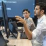 Los sindicatos de EEUU están probando un "dividendo de la IA": así funciona esta renta básica de 1.000 dólares para despedidos de las tecnológicas
