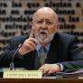 Tezanos asegura en el Senado que no sigue ninguna "indicación" de Moncloa: "Yo soy independiente"