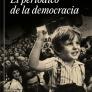 Javier Cercas publica 'El periódico de la democracia', una historia personal de EL PAÍS