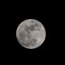 Un geólogo que lleva 40 años estudiando la Luna señala el tesoro que justifica la base de la NASA: helio-3, abundante allí y rarísimo en la Tierra