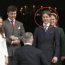 El príncipe Vincent de Dinamarca ve llegar a Felipe VI y hace un gesto que está dando que hablar dentro y fuera de España