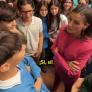 Lo que le dice Letizia a estos jóvenes llama mucho la atención: acaba haciendo esta confesión