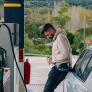 Para 88 segundos en una gasolinera para coger agua del maletero y dos semanas después recibe una carta: un abogado le exige 372 euros