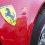 Un suizo se sale de la carretera con su Ferrari, lo abandona medio destrozado, vuelve a casa y luego no dice ni una sola palabra