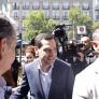 Moreno entra en Génova reclamando gobernar en solitario, pero con Vox esperando que "haya tomado nota"