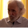 Ramiro Calle, experto en yoga de 83 años: "A mis alumnos les pregunto qué harían si solo les quedara una hora de vida"