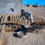 "Al principio tiraban la medicación": la lección de la 'rosa del desierto', el laboratorio argelino que ha salvado a miles de saharauis