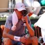 Un golpe de calor tumba a Jannik Sinner en segunda ronda de Roland Garros y revienta el cuadro