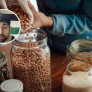 Muthanna Abusaada, nutricionista: “Cambiar la fuente de proteinas animales por vegetales mejora tu salud en todos los niveles”