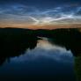 El enigma de las nubes noctilucentes: brillan de azul eléctrico al borde del espacio, a 80 kilómetros de altura, y nadie las vio antes de 1885