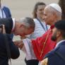 Juan José Millas destaca un detalle de lo que hizo Felipe VI con el papa tras la avería del avión