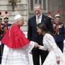 Dicen que es la primera vez que Letizia hace este gesto y muchos recuperan esta foto de hace años
