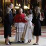 Los regalos entre la familia real y el papa León XIV en el Palacio Real: hay uno de ellos con el toque de Letizia y con guiño a la princesa Leonor