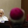 El papa pide a los obispos "escucha, justicia y reparación" para las víctimas de abusos