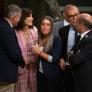 Nogueras coge la mano de León XIV para pedirle en inglés que hable catalán en Barcelona