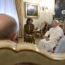 León XIV se reúne con víctimas de abusos en la Iglesia y les promete que sus propuestas servirán "de base" para futuras medidas