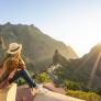 No es casualidad: el turismo, el precio de la vivienda y los flujos migratorios explican por qué Baleares y Canarias lideran la soltería en España