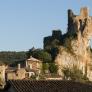 Un sueño de infancia hecho realidad: compra un castillo medieval en ruinas y lo restaura piedra a piedra con un plan a veinte años