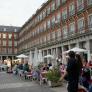 Una pareja argentina explica por qué eligió España frente a países más ricos: "Vivir bien no significa ganar más dinero"