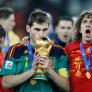 La inteligencia de Xabi Alonso, la creatividad de Iniesta o el olfato de Villa: ¿a qué futbolista rescatarías para reforzar la selección española en el Mundial 2026?