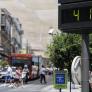 Ducha fría, cerveza helada o dormir desnudo: los errores que todos cometemos a evitar durante la ola de calor
