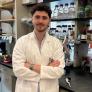 Miguel López, el científico ubetense que ha bautizado una proteína en honor a Rosalía en la Universidad de Harvard
