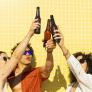 Sin oficina, sin efectivo, sin azúcar y sin alcohol: el mapa de los 'sin' que define a cada generación de españoles