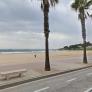 Una persona sin hogar muere arrollada por un vehículo de limpieza mientras dormía en la playa