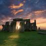 Hallan junto a Stonehenge un monumento 500 años más antiguo que sus grandes piedras y que pudo ser el prototipo de su célebre alineación con el sol