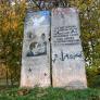 Steve tiene un pedazo del Muro de Berlín de 3,1 metros de altura en su jardín; ahora las autoridades le exigen que lo derribe