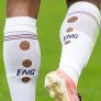 Por qué los futbolistas del Mundial juegan con las medias agujereadas: la ciencia no encuentra ninguna ventaja y apunta a otra explicación