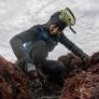 Las llaman "flores de piedra" y de ellas sale el agar-agar: así trabajan las últimas recolectoras de algas de un pueblo de Taiwán