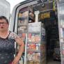 Belén, vendedora ambulante en 23 pueblos de Valladolid: "Me quedan tres años y medio para jubilarme y yo creo que cuando me jubile no va a venir ninguno"