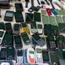 Luca, coleccionista de teléfonos móviles antiguos: "Tengo 5.000, todos con botones. El más valioso es un Olivetti"