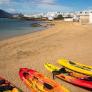 La única isla habitada de Europa donde no hay ni un metro de asfalto: 700 habitantes, calles de arena y estatus oficial de octava isla habitada canaria desde 2018