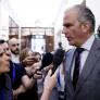 Las cosas de la vida: Ortega Smith ocupará el escaño y el despacho de Ábalos en el Congreso tras pasar al grupo mixto